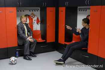 Apetrots op koning in de Kuip: shirtje Feyenoord mee voor Máxima