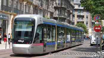 Modena, due abitanti su tre scelgono l’auto: ogni giorno 145mila viaggi - La Gazzetta di Modena