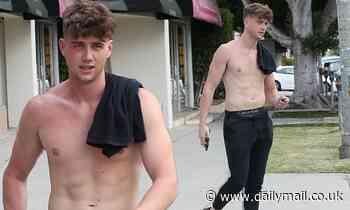 Too Hot to Handle star Harry Jowsey strips off in LA after split