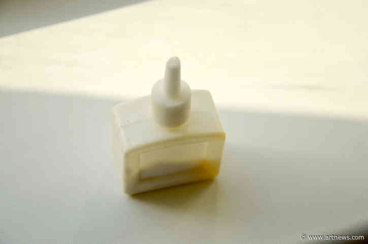 The Best Polyvinyl Acetate (PVA) for Bookbinding, Woodworking, Painting, and More