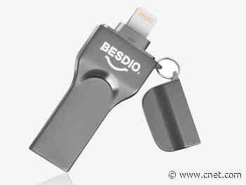 Who says you can't add storage to an iPhone? Get a 128GB iPhone flash drive for $18     - CNET