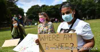 Youth group's online protest idea is proving popular