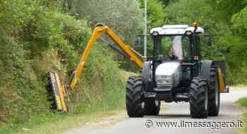 Rieti, iniziato il taglio delle siepi e lo sfalcio dell’erba sulle strade dei Comuni della IV Comunità Montana Sabina - Il Messaggero