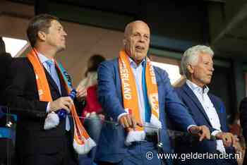 Rvc-voorzitter Jan Smit gaat 9 maanden langer door bij KNVB