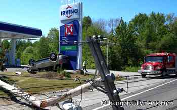Belfast 2-car crash snaps utility pole, damages Circle K sign - Bangor Daily News