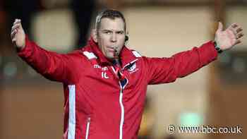 Ioan Cunningham: Ex-forwards coach 'shocked' at Scarlets departure