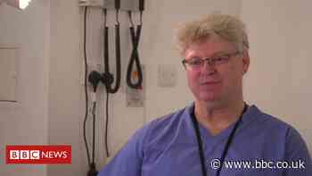 First virus patients 'would not now need hospital care'