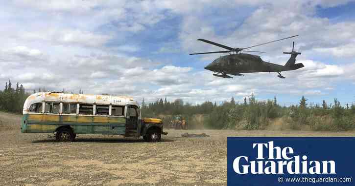 Abandoned bus made famous by movie Into the Wild removed by Alaska authorities