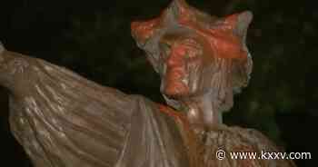 Christopher Columbus statue in Houston vandalized 3 times in 1 week - KXXV News Channel 25