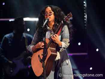 H.E.R. Releases Protest Song ‘I Can’t Breathe,’ Shares New Video