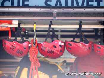 Firefighters rescue boaters in distress at Deschênes Rapids