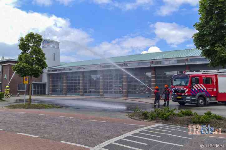 Brandweer herdenkt omgekomen collega's met ereteken