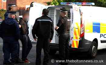 5 arrested after off-duty police office assaulted in Westhoughton