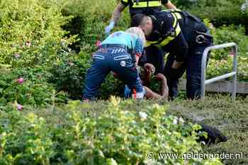 Gewonde bij steekpartij in Presikhaaf, politie op zoek naar twee verdachten