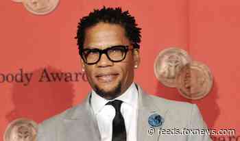 Comedian DL Hughley hospitalized after collapsing during performance in Nashville