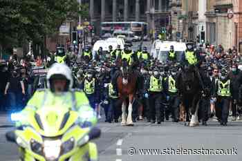 Man arrested after protesters kettled from Glasgow's George Square - St Helens Star