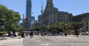 Calls to defund Toronto police amplified by demonstrators Saturday - Globalnews.ca