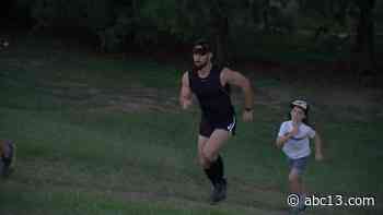Houston man climbs length of Mt. Everest in local park for charity - KTRK-TV