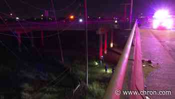 Man chased by Constable deputies jumps 60 feet off roadway - Chron