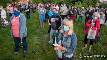 Investigating nursing home hit hard by COVID-19; Consumer debt loads drop: CBC's Marketplace Cheat Sheet