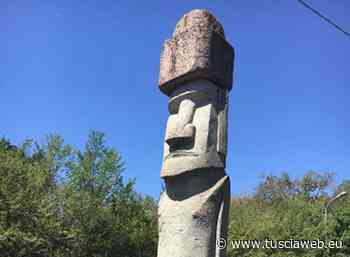 Il Moai di Vitorchiano sulla rivista Touring di giugno - Tusciaweb.eu - Tuscia Web