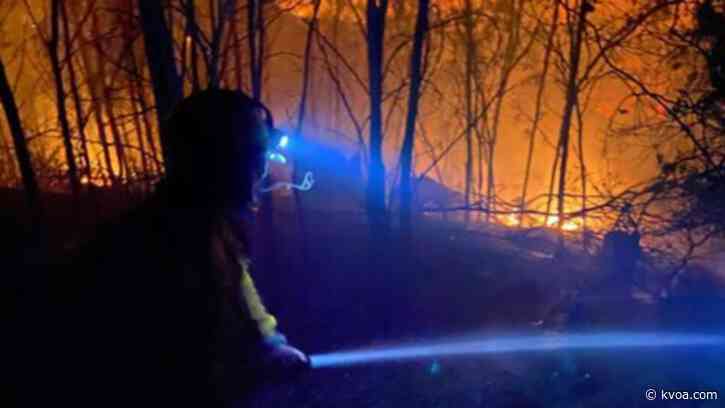 Crews battle 4 wildfires in Arizona; 3 in national forests