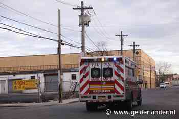 Kind (5) komt onder rijdende grasmaaier en overlijdt