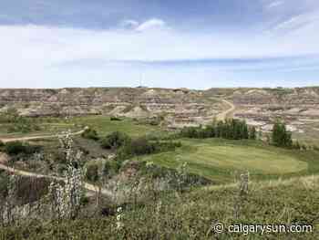 AROUND THE GREENS: Drumheller’s Dinosaur Trail feels like day trip to another planet - Calgary Sun