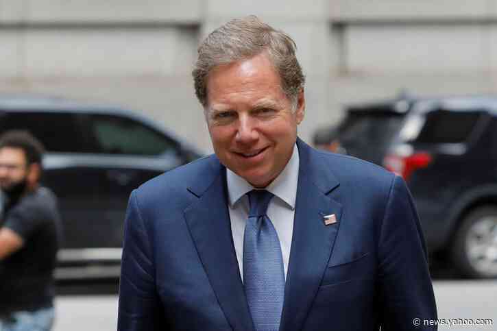 Manhattan prosecutor steps down, ending stand-off with Attorney General Barr