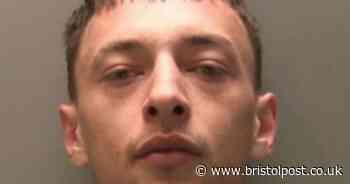 Driver pulls reckless u-turn on M4 and drives wrong way up slip road