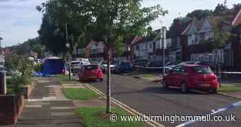 Stab victim dies at the scene