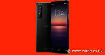 Sony Xperia 1 II review: pro screen, pro camera, still niche