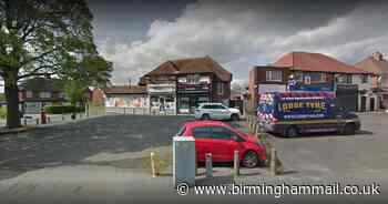 Knife found after men 'fight' with weapons outside Nisa Local