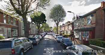 Police discover 100 cannabis plants at terraced house