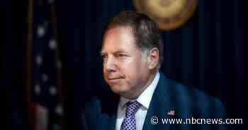 Democrats push for ousted U.S. attorney's testimony