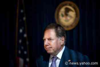 Democrats push for ousted U.S. attorney&#39;s testimony