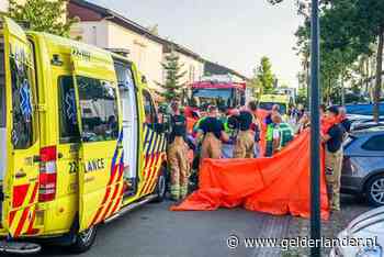 Kind zwaargewond naar ziekenhuis Nijmegen na botsing met wielrenner