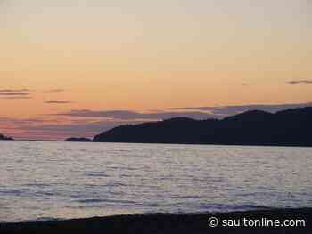 Two Hikers Located Safely Near Agawa Bay