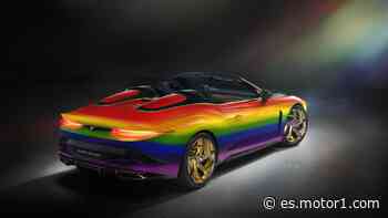 Bentley pinta al Mulliner Bacalar con los colores del arcoíris - Motor1 España