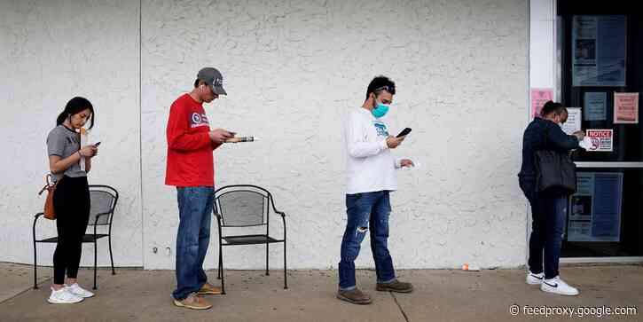US poverty fell in April and May due to federal relief programs, even as COVID-19 ravaged the economy, new study suggests