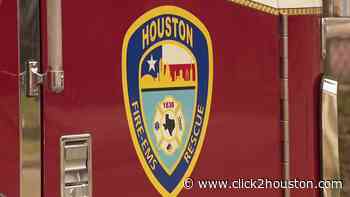 Houston police, fire departments see tighter staffs as coronavirus cases among first responders rise, HFD chief says - KPRC Click2Houston