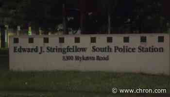 Man arrested after firing weapon near Houston police station with brother and teen girls