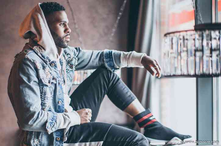 Jason Derulo Figured Out How to Levitate & Now We’re Confused