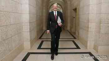 Manitoba will pay people $2,000 to get off COVID-19 benefits and go back to work