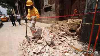 Strong quake hits southern Mexico, killing at least 4 and triggering tsunami