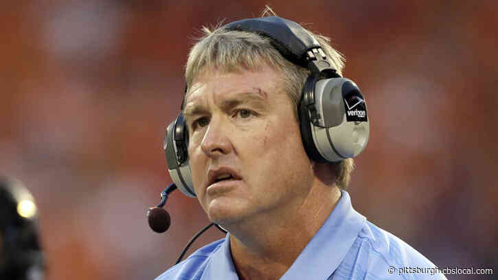 West Virginia Football Places Defensive Coordinator Vic Koenning After Player Accusations
