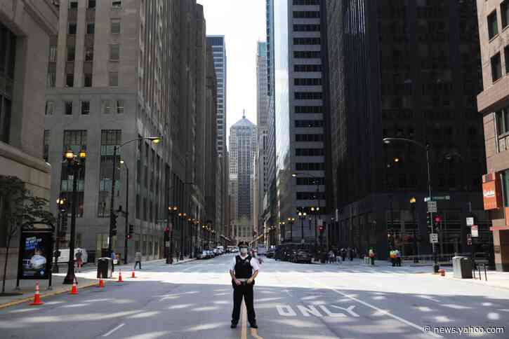 Lawsuit: Chicago Police using virus to deny suspects' rights