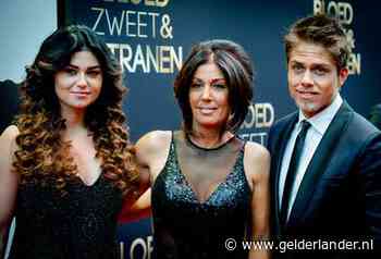 Eindelijk weer contact? Zoontjes André en Roxeanne Hazes spelen samen buiten