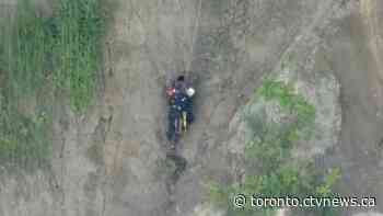 Firefighters rescue man stuck 100 feet above ground near Scarborough Bluffs