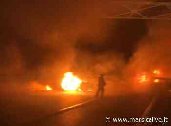 Bloccata la A24 da Carsoli a Vicovaro, in fiamme un tir carico di detersivi - MarsicaLive